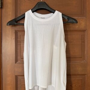 Athleta tank high / low, white, size M. Excellent like new!